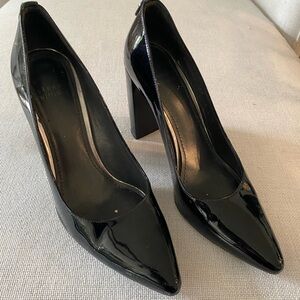 Stuart Weitzman lightly used black patent leather pumps